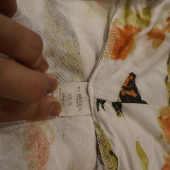 Kate Quinn Fish Robe - Picture 3 of 7